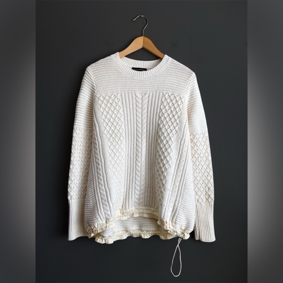 Banana Republic Mohair Wool Cream Cable Knit Pullover Crew Sweater Relaxed Fit S - Picture 2 of 10
